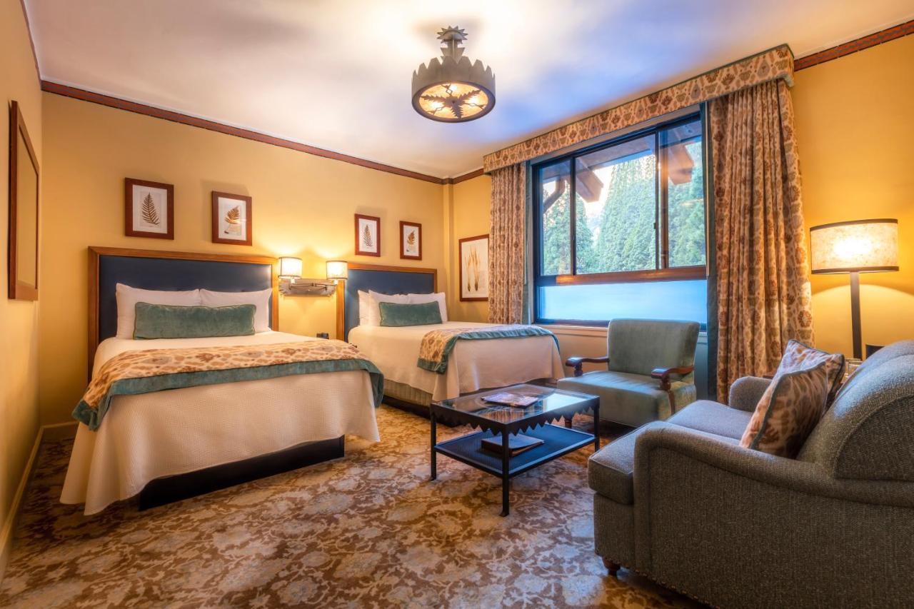 The Ahwahnee Hotel Yosemite Village Exterior photo