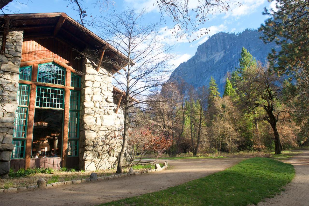 The Ahwahnee Hotel Yosemite Village Exterior photo