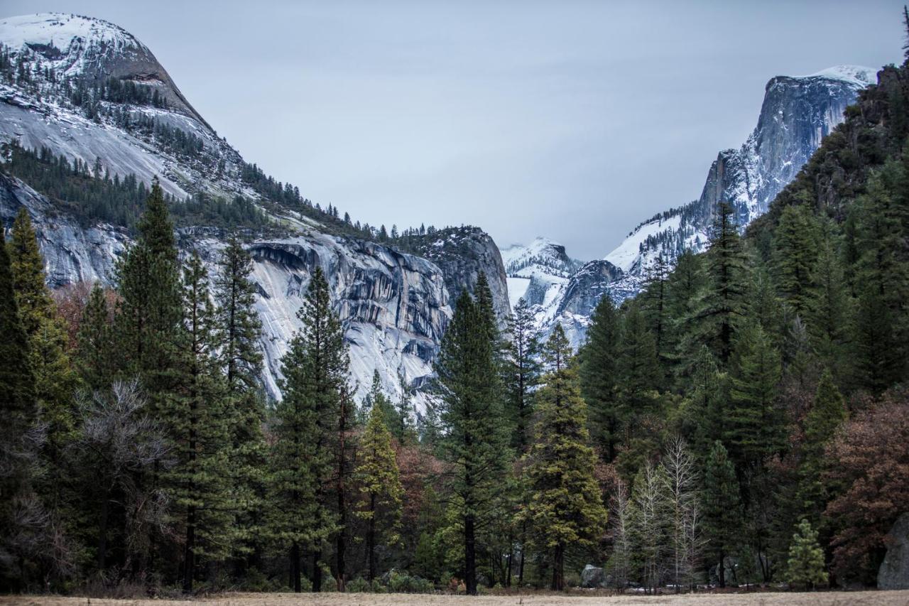 The Ahwahnee Hotel Yosemite Village Exterior photo